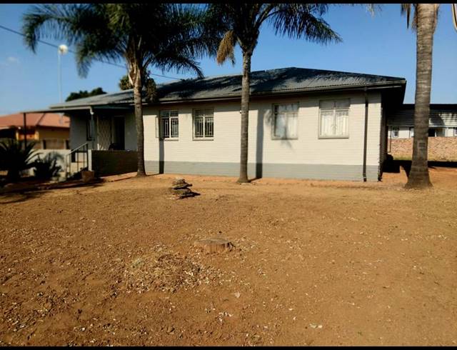 3 BEDROOM HOUSE FOR SALE IN KWAGGASRAND